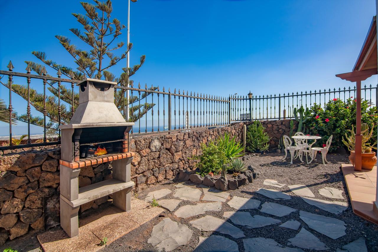 Villa Tias Exterior photo
